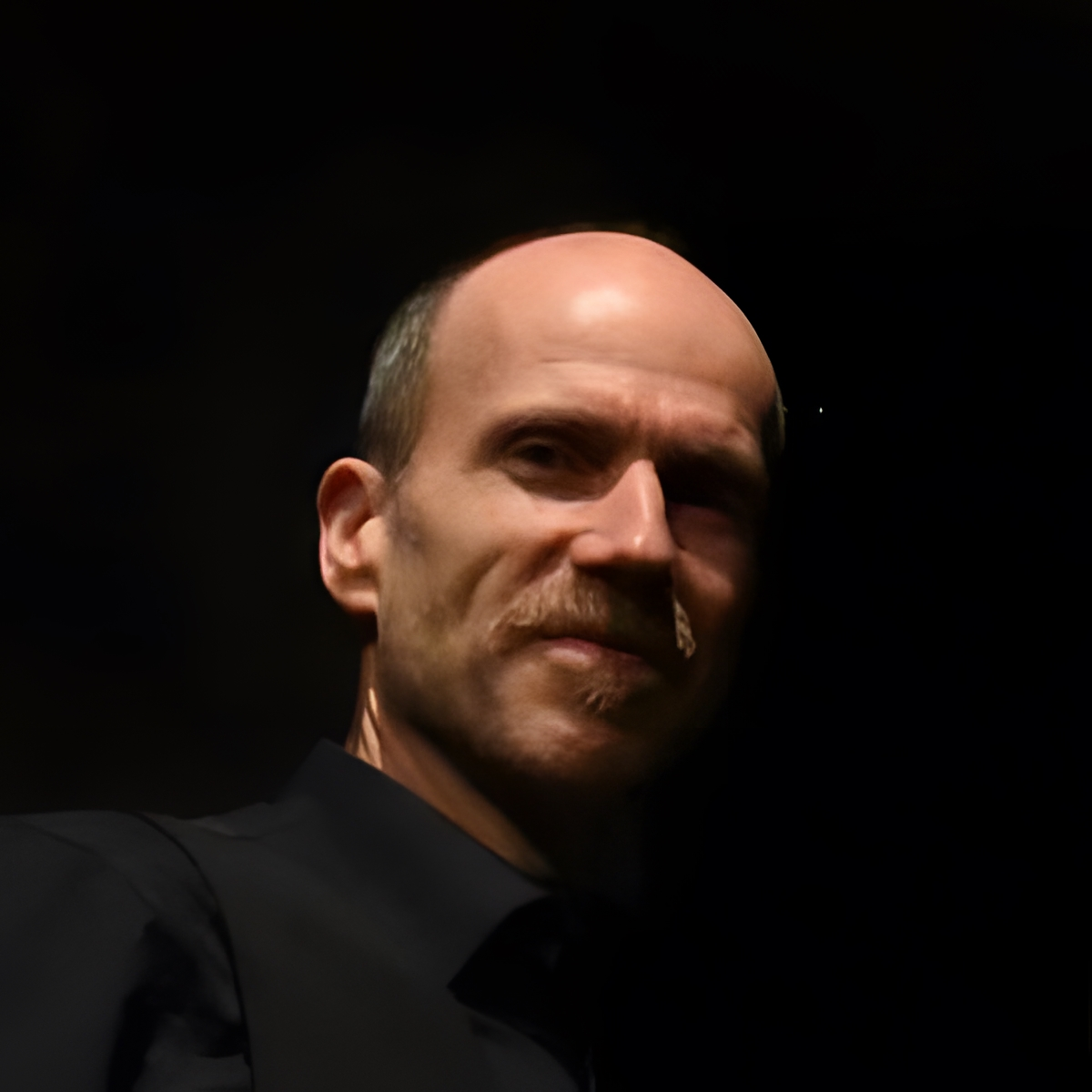 Background, Keys & Guitar - Stefan Ullich